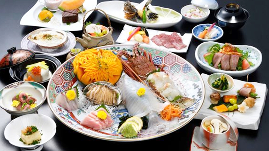 ≪響 -ひびき-≫佐賀牛のステーキに鮑・活魚がついた特別コース（2食付）